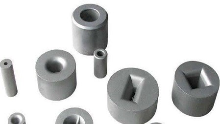 硬質合金模具材料需要具備哪些性能? 硬質合金模具材料需要具備哪些性能?